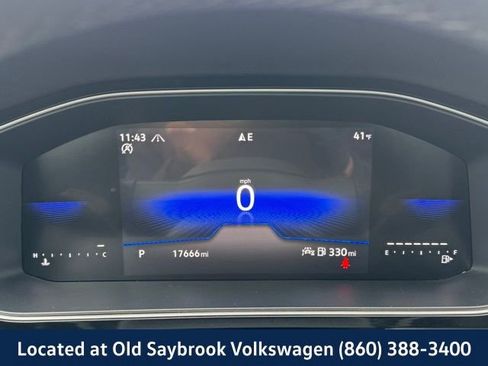 Certified 2025 Volkswagen Jetta SE image 33