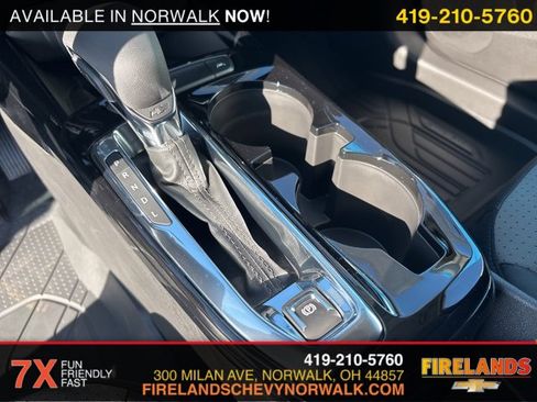 New 2025 Chevrolet Trax LT w/ Sunroof Package image 25