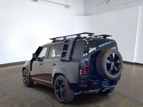 Used 2022 Land Rover Defender 110 X-Dynamic HSE AWD/4WD image 6