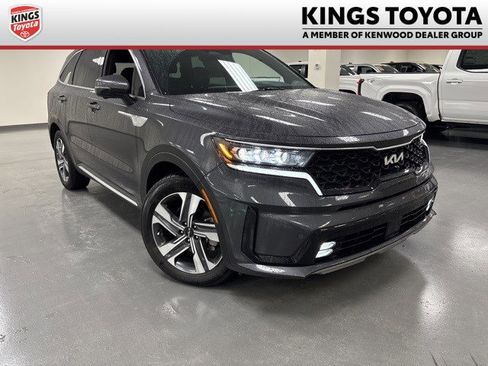Used 2023 Kia Sorento SX Prestige image 1
