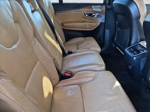 Used 2018 Volvo XC90 T6 Inscription w/ Luxury Package AWD/4WD image 27