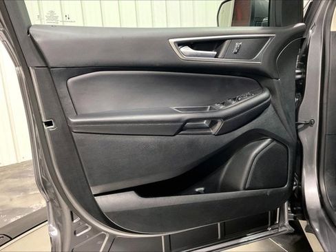 Used 2024 Ford Edge SEL image 23