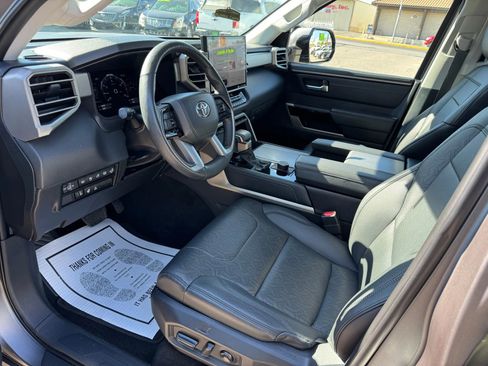 Used 2023 Toyota Sequoia Limited image 11