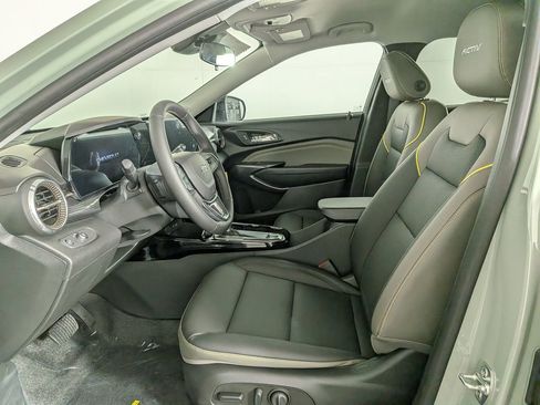 New 2026 Chevrolet Trax ACTIV w/ Driver Confidence Package FWD image 15