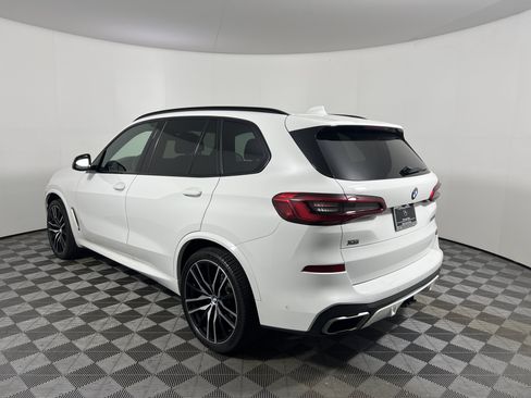 Used 2020 BMW X5 M50i w/ Executive Package AWD/4WD image 3