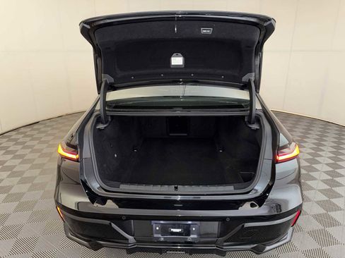 Certified 2023 BMW i7 xDrive60 w/ Executive Package 2 image 23