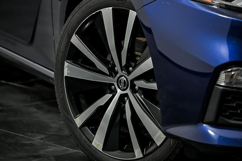 Used 2022 Nissan Altima 2.5 SR FWD image 3