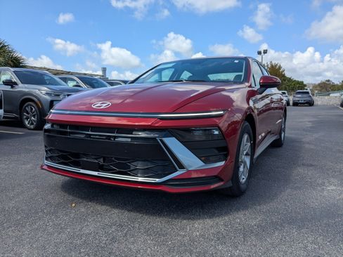 New 2025 Hyundai Sonata SE FWD image 9