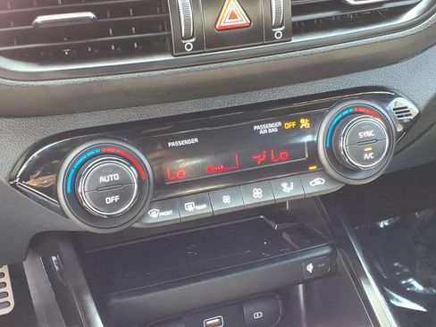 Certified 2023 Kia Forte GT FWD image 19