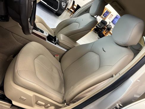 Used 2009 Cadillac CTS 3.6 w/ Wood Trim Package image 20