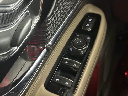 Used 2021 Lincoln Corsair FWD w/ Premium Package image 44