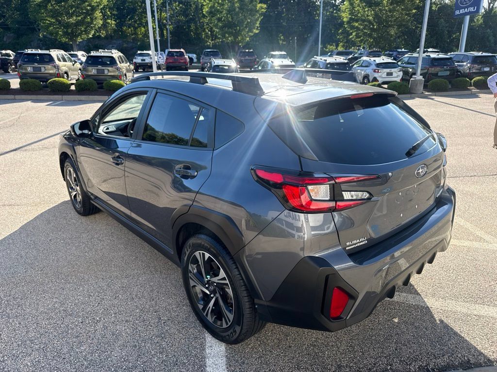 Used 2024 Subaru Crosstrek 2.0i Premium AWD/4WD image 4