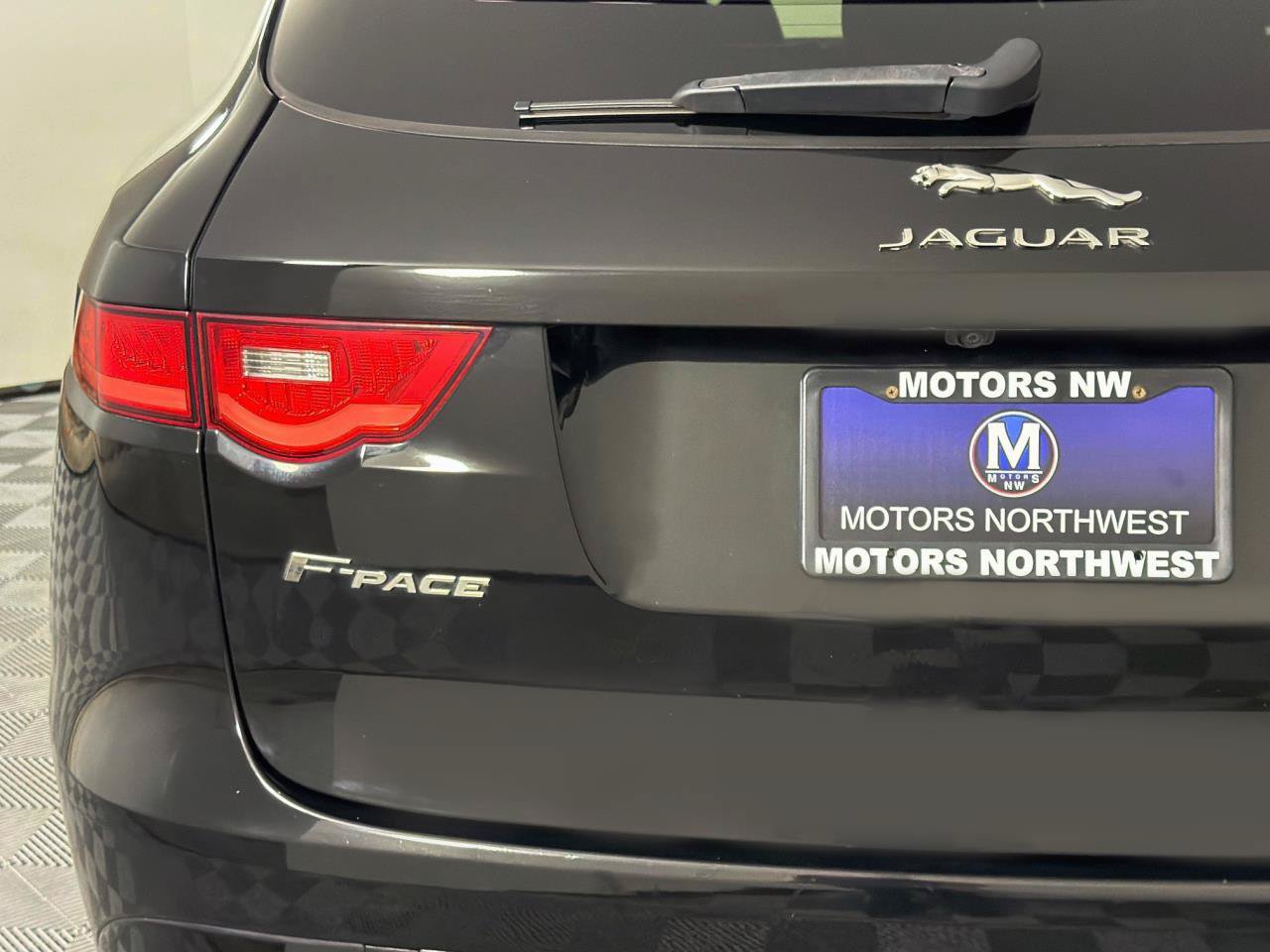 Used 2018 Jaguar F-PACE S AWD/4WD image 24