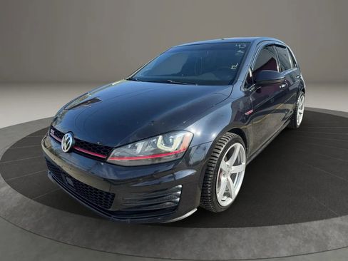 Used 2017 Volkswagen GTI SE image 1