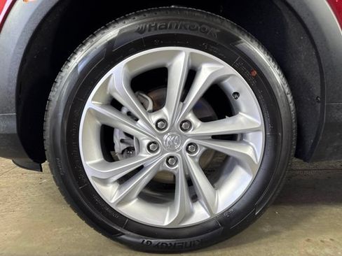Used 2023 Buick Encore GX Preferred w/ Cold Weather Comfort Package AWD/4WD image 11