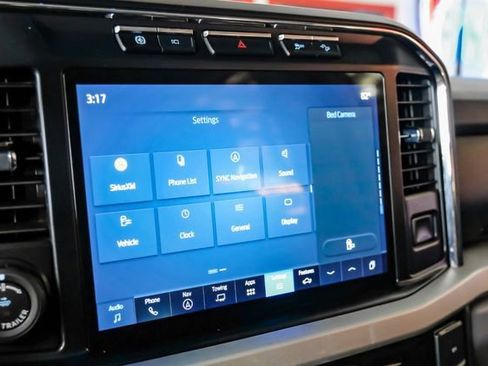 Used 2023 Ford F250 XLT w/ XLT Premium Package AWD/4WD image 30