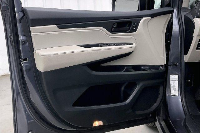 Certified 2025 Honda Odyssey EX-L image 21