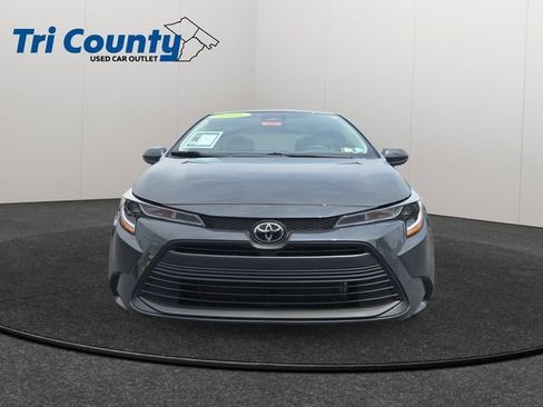 Certified 2025 Toyota Corolla LE w/ LE Premium Package FWD image 2