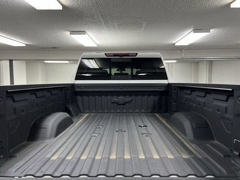 Certified 2025 Chevrolet Silverado 2500 LTZ w/ LTZ Convenience Package AWD/4WD image 26