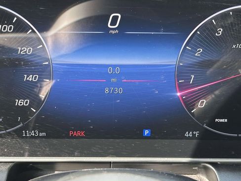 Used 2024 Mercedes-Benz GLC 300 4MATIC image 29