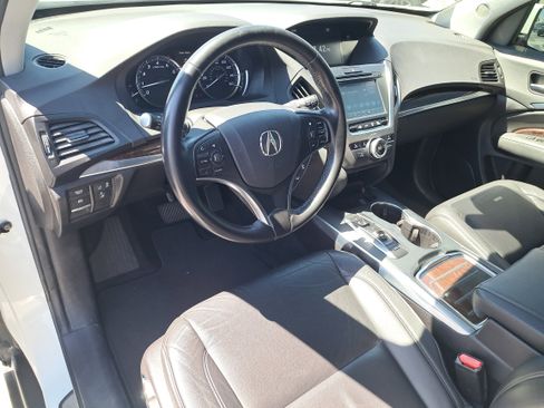 Used 2020 Acura MDX SH-AWD image 12