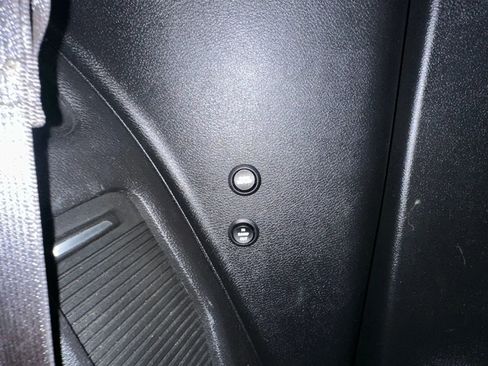 Used 2017 Chrysler Pacifica Limited w/ Advanced Safetytec Group image 59