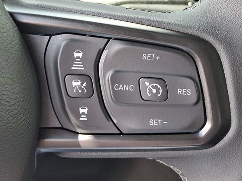 Used 2026 Jeep Gladiator Rubicon AWD/4WD image 22