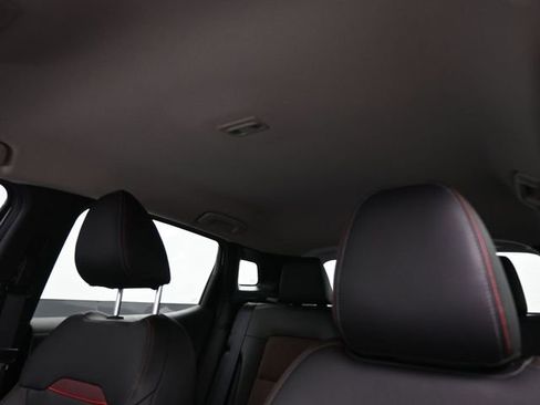 New 2026 Nissan Kicks SR w/ Cold Weather Package FWD image 28