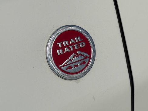 Used 2019 Jeep Compass Trailhawk AWD/4WD image 10