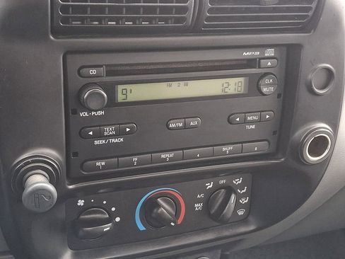 Used 2011 Ford Ranger XL image 16