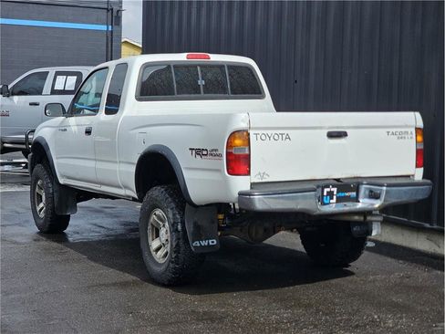 Used 1999 Toyota Tacoma 4x4 Xtracab V6 image 3