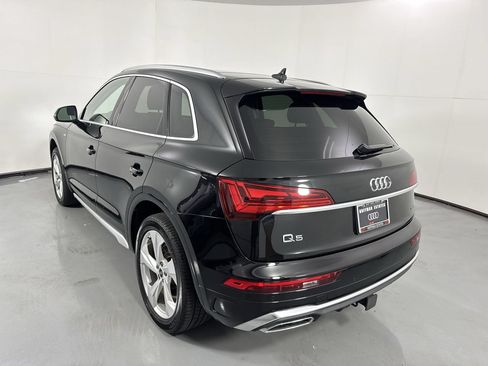 Used 2023 Audi Q5 2.0T Premium Plus w/ Premium Plus Package AWD/4WD image 34