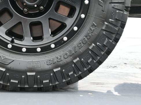 Used 2023 RAM 1500 Laramie AWD/4WD image 42