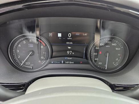 Used 2024 Cadillac XT6 Premium Luxury w/ Technology Package AWD/4WD image 28