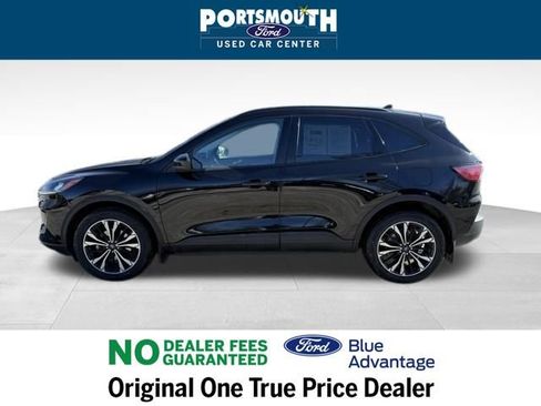 Certified 2022 Ford Escape SEL w/ SEL Stealth AWD Package image 2