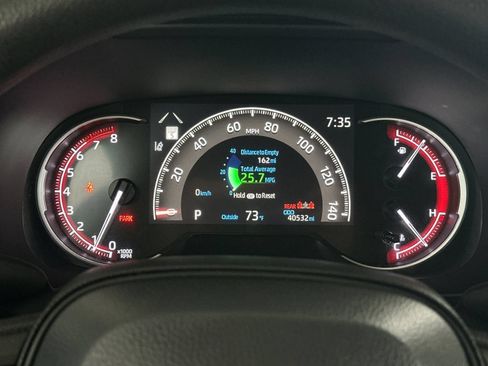 Used 2025 Toyota RAV4 XLE FWD image 22