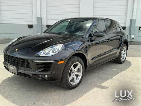 Used 2018 Porsche Macan Sport Edition AWD/4WD image 1