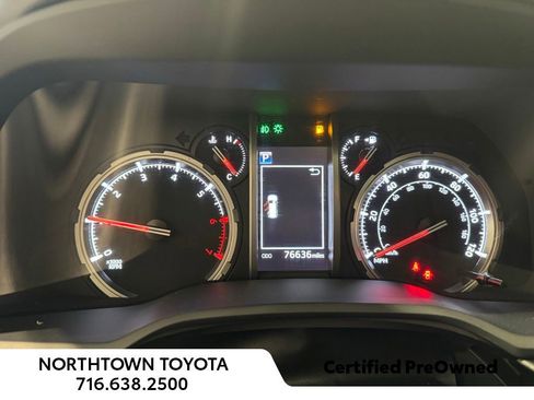 Used 2023 Toyota 4Runner TRD Off-Road Premium w/ Off Road Premium Plus Package AWD/4WD image 18