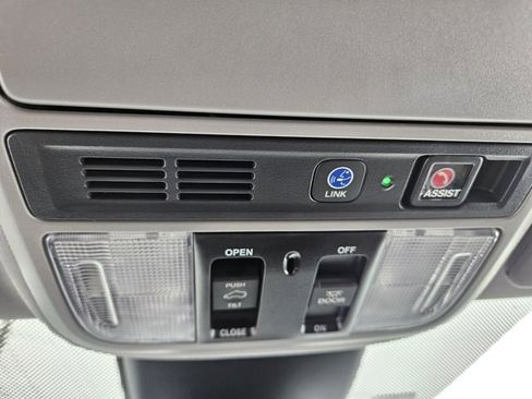 Used 2024 Honda Odyssey Elite image 33