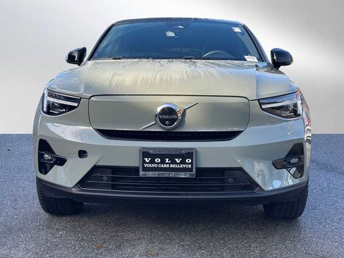 Certified 2023 Volvo C40 P8 Recharge Ultimate image 8