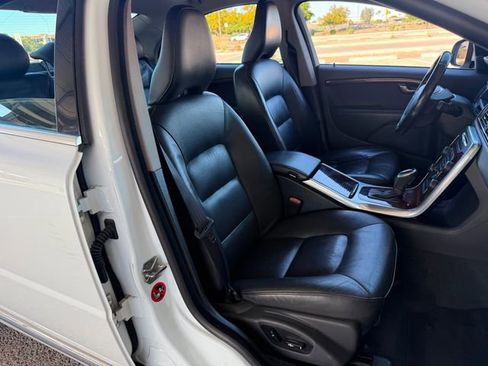 Used 2014 Volvo S80 3.2 image 24