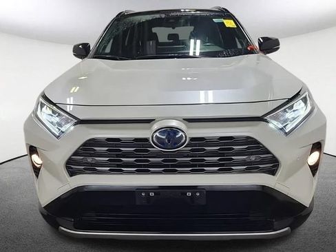 Used 2021 Toyota RAV4 XSE AWD/4WD image 2