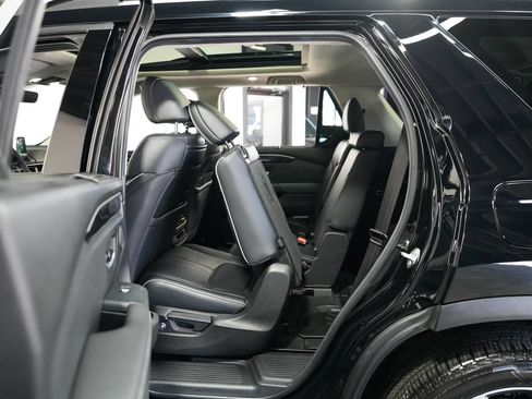 Used 2025 Honda Pilot Elite image 34