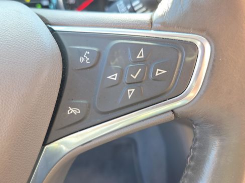 Used 2017 Chevrolet Malibu LT w/ Leather Package image 29