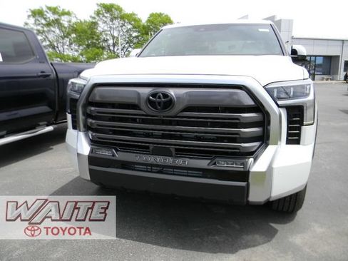 New 2026 Toyota Tundra Limited AWD/4WD image 6