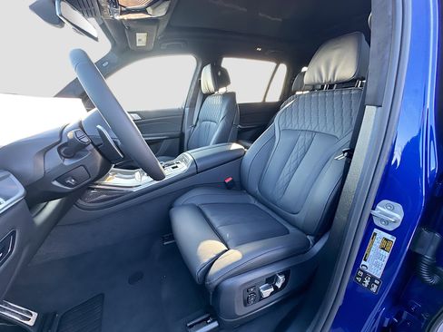 New 2026 BMW X7 M60i image 15