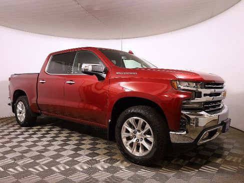 Used 2019 Chevrolet Silverado 1500 LTZ w/ LTZ Convenience Package image 4
