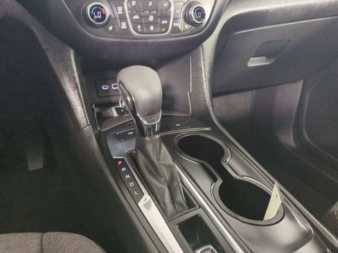 Used 2024 Chevrolet Equinox LT AWD/4WD image 22