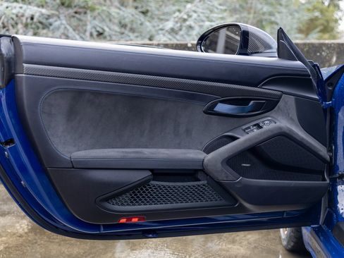 Used 2023 Porsche 718 Cayman GT4 RS image 29