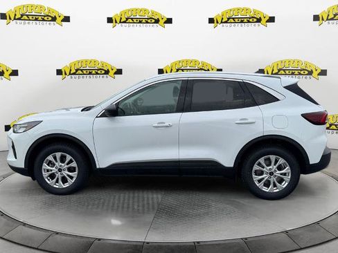 Certified 2024 Ford Escape Active w/ Tech Pack #1 AWD/4WD image 2